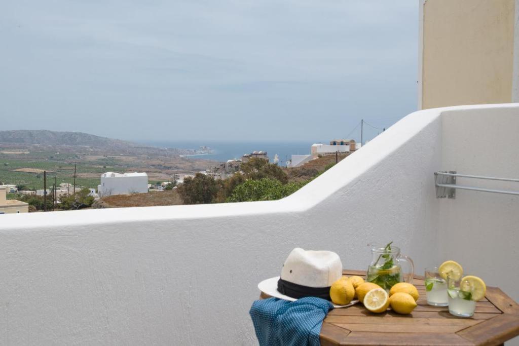 Villa Galinia อาโกรตีรี ภายนอก รูปภาพ