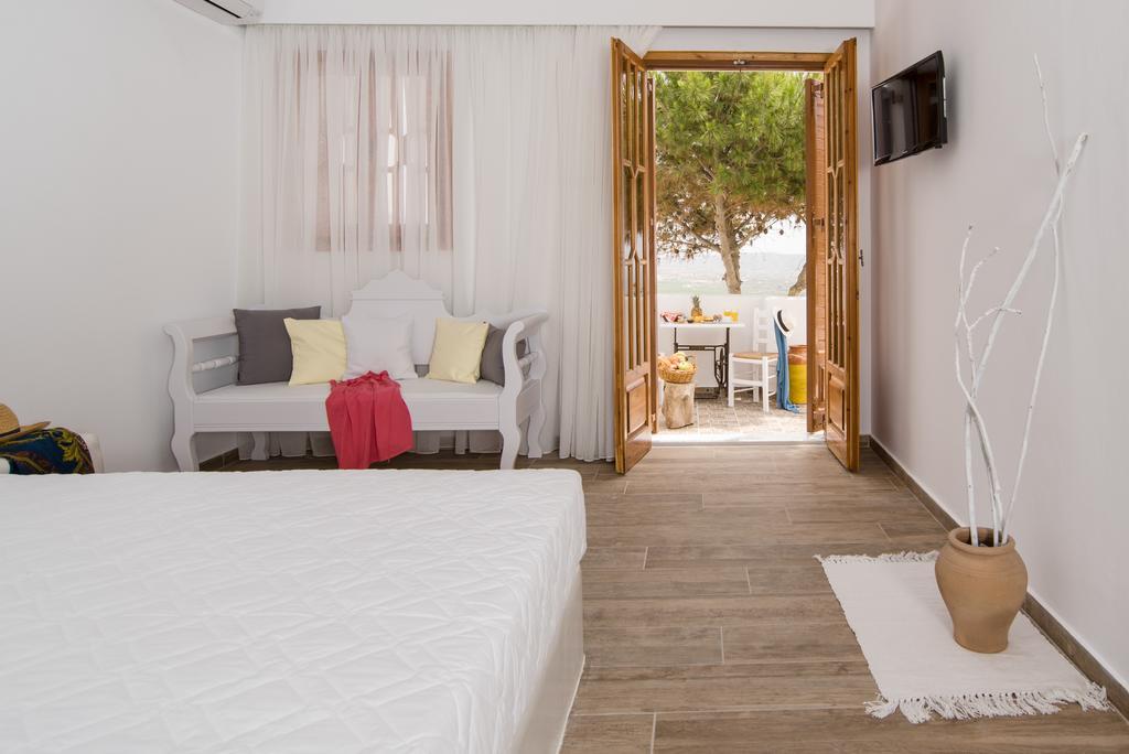 Villa Galinia อาโกรตีรี ภายนอก รูปภาพ